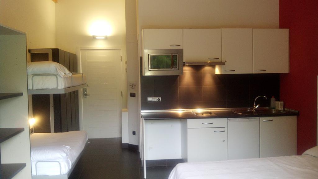 Albergue/Auberge Ulia Youth Hostel 圣塞瓦斯蒂安 客房 照片